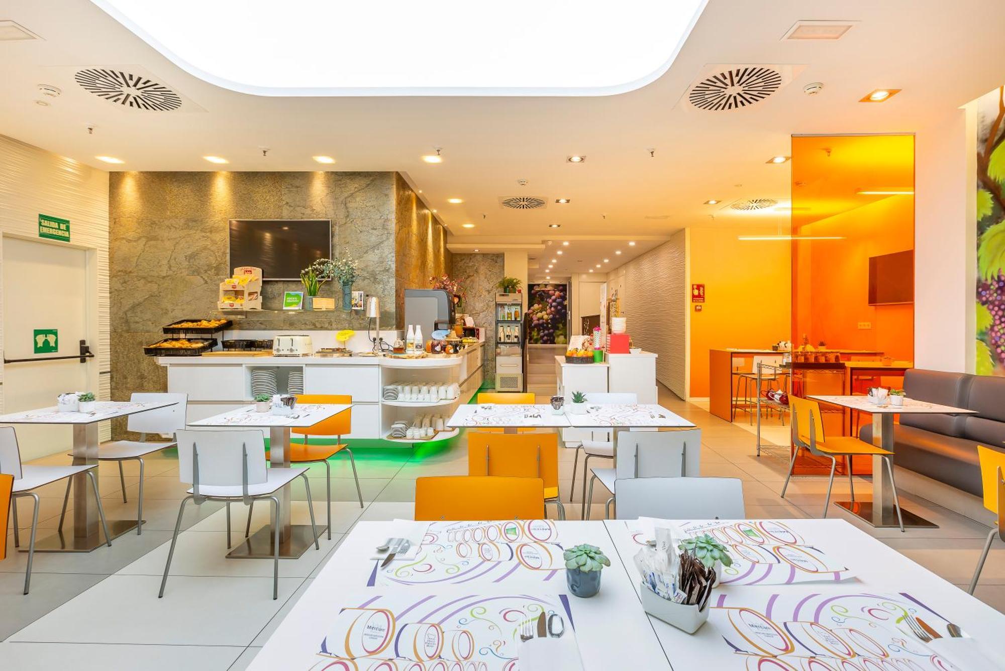 Ibis Styles Madrid Prado Hotel Eksteriør billede