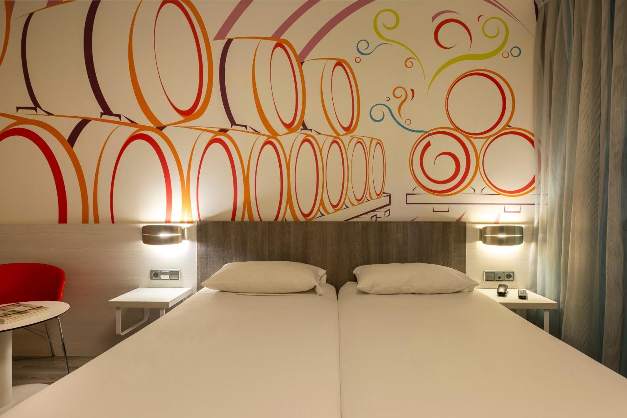 Ibis Styles Madrid Prado Hotel Eksteriør billede