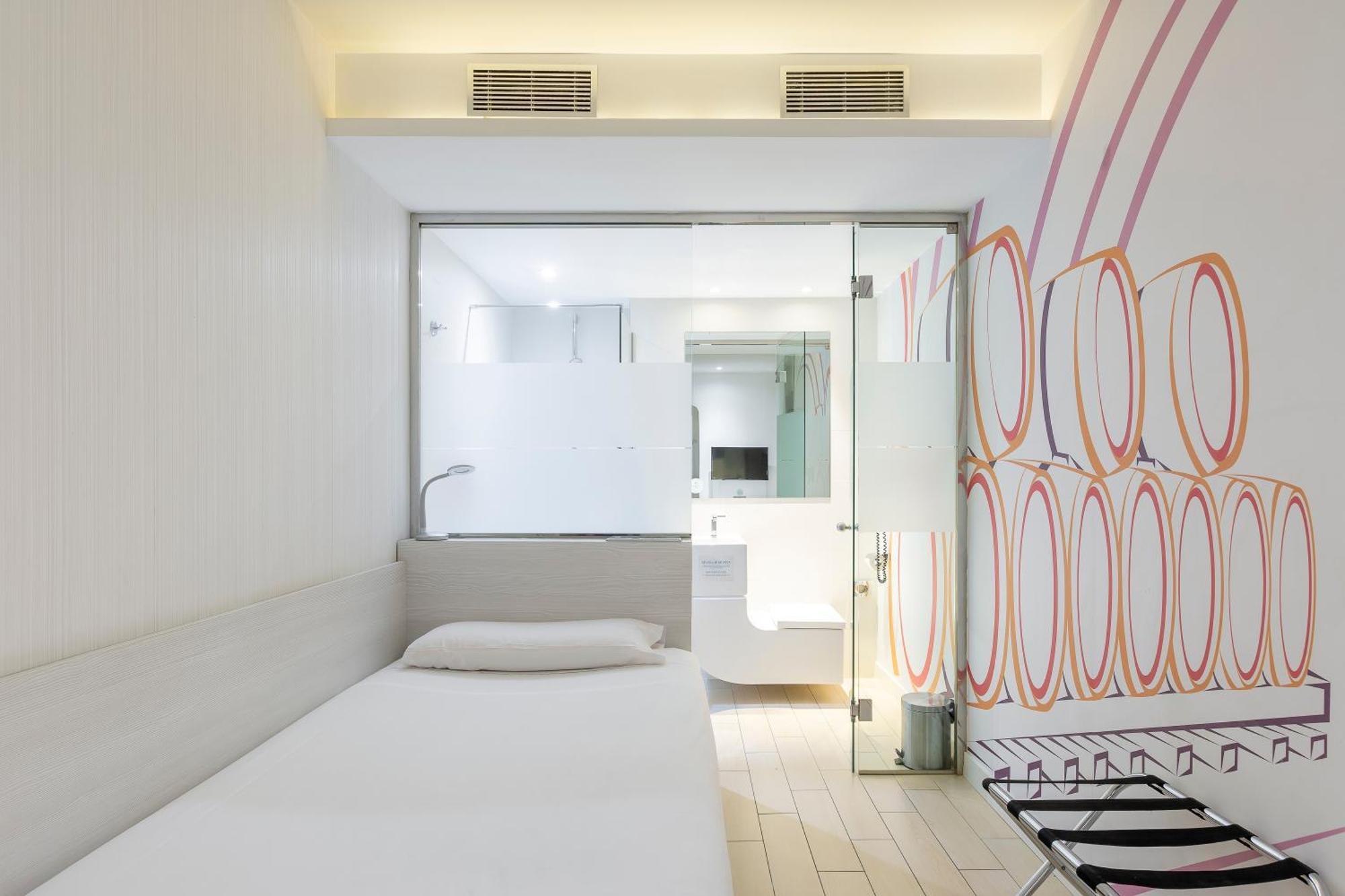 Ibis Styles Madrid Prado Hotel Eksteriør billede