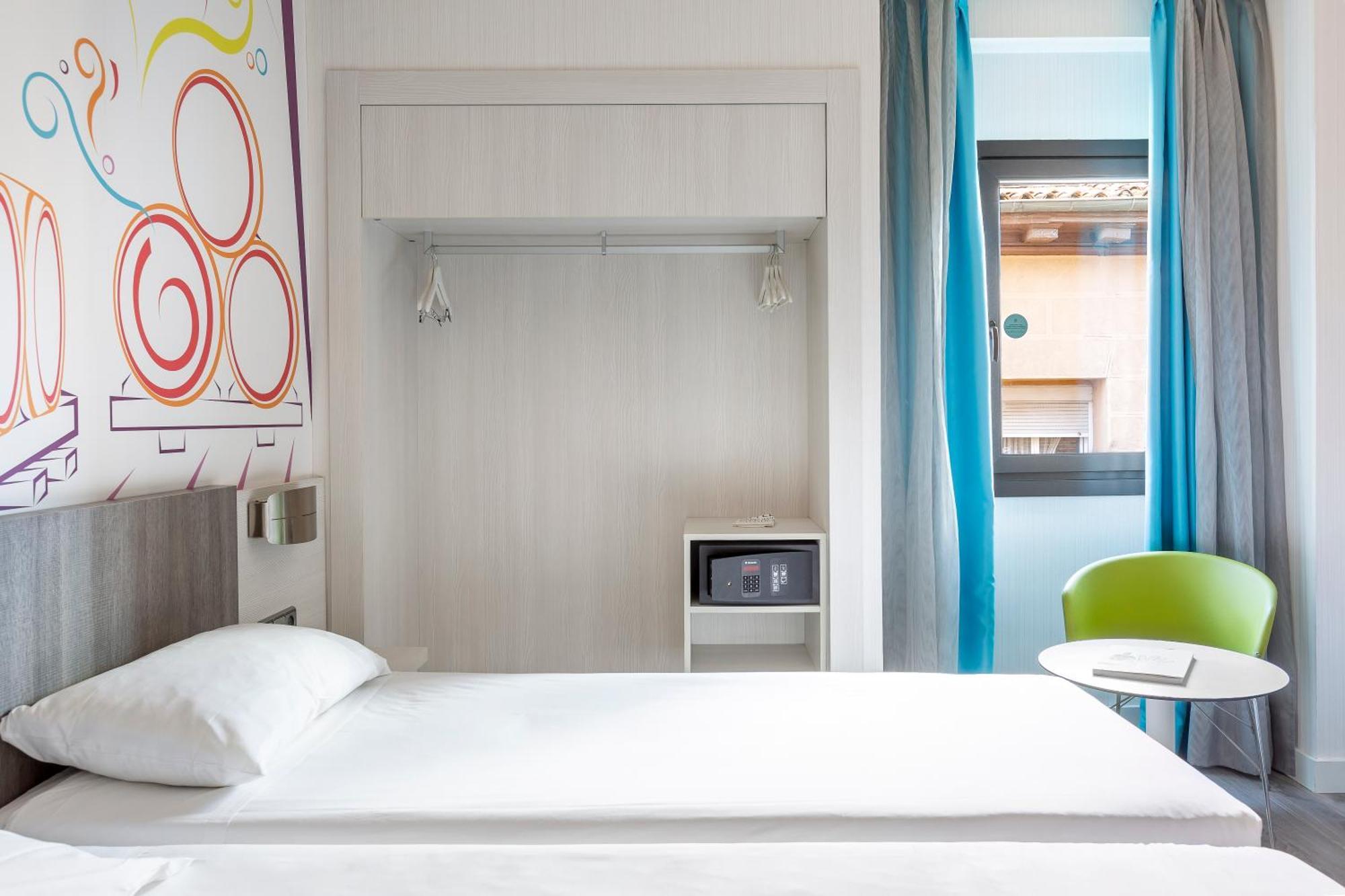 Ibis Styles Madrid Prado Hotel Eksteriør billede