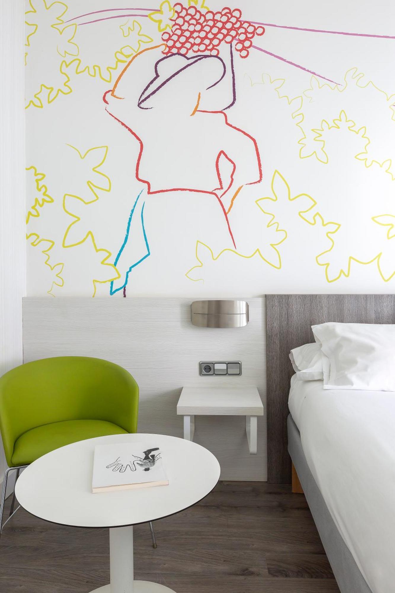 Ibis Styles Madrid Prado Hotel Eksteriør billede